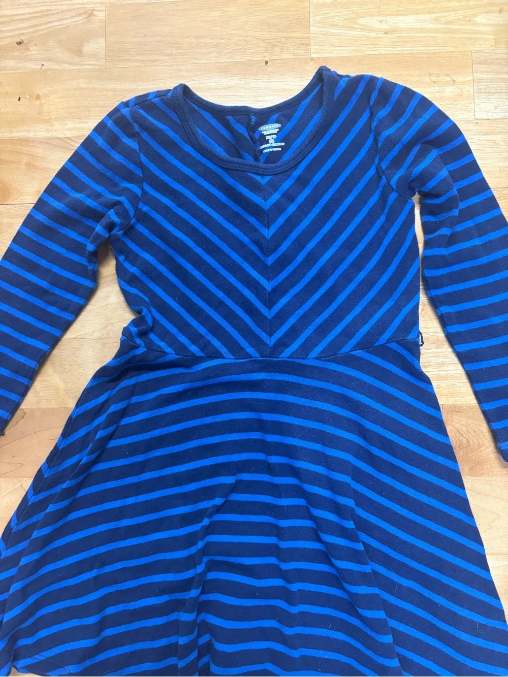 Old Navy Girls Blue & Navy Striped Long-Sleeve Fit-and-Flare Dress chevron